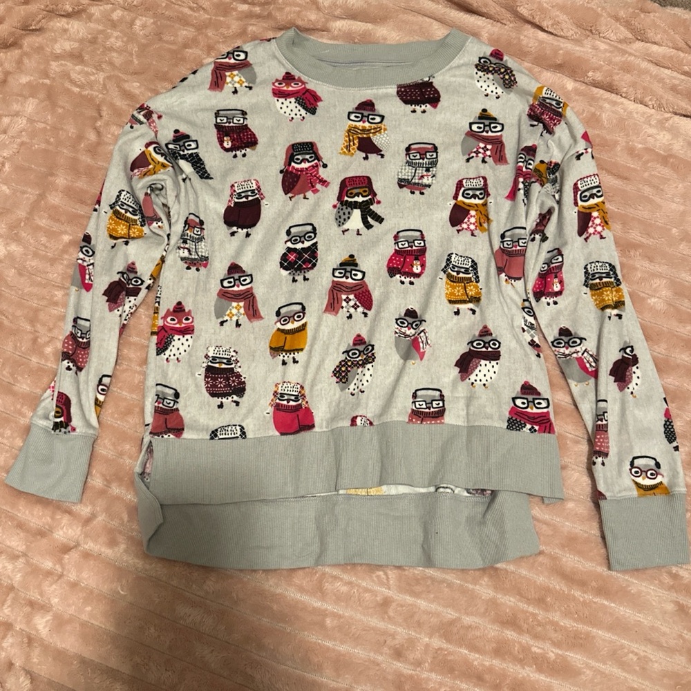 Secret Treasures Gray Owl Print Pajama Top